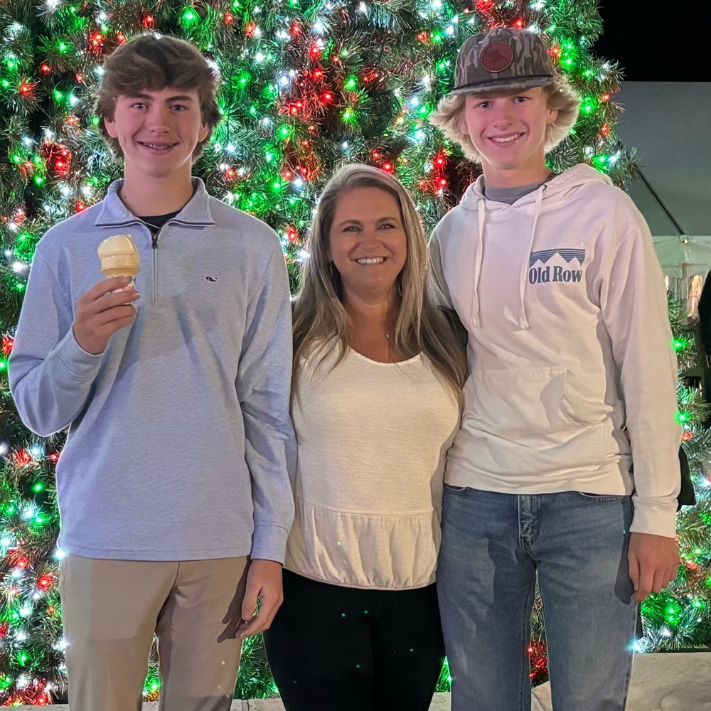 Meet your Posher, Crystal